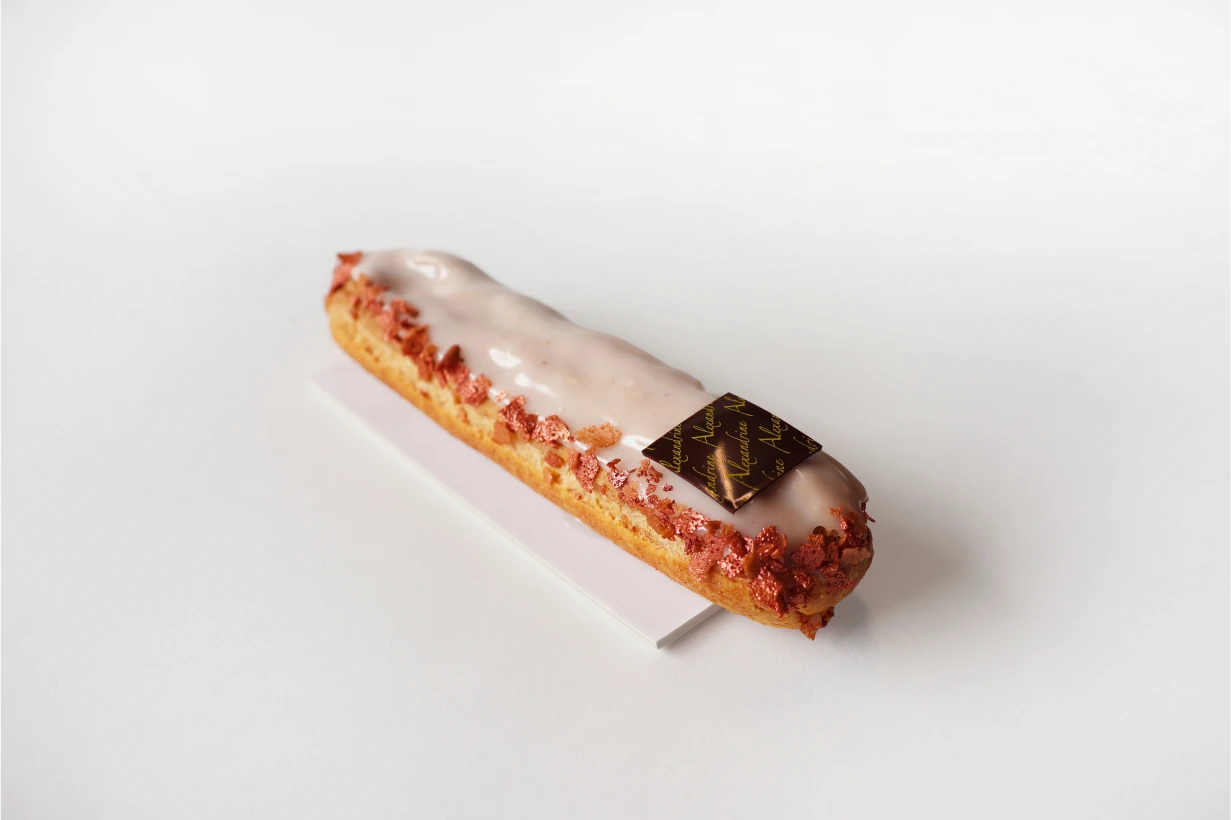 Alexandrine Patisserie Concarneau Eclair Vanille