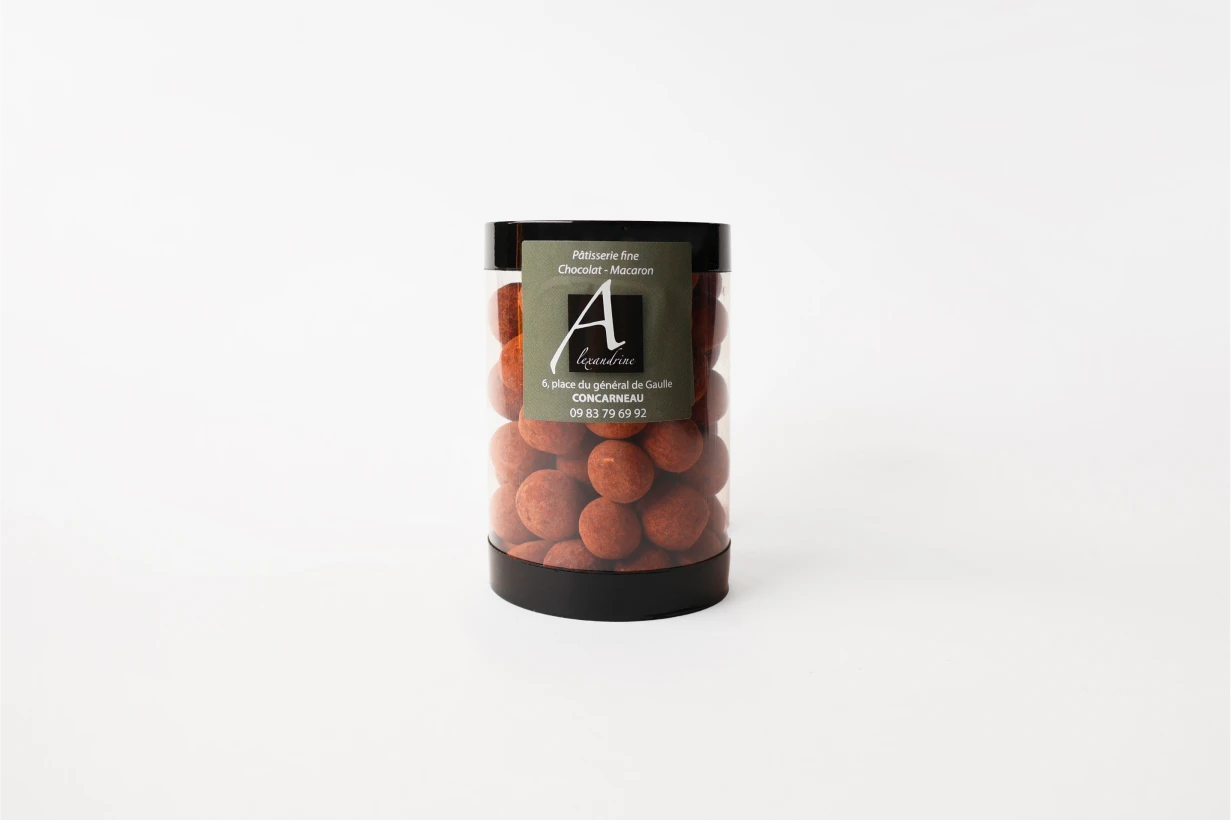 Alexandrine Patisserie Concarneau Noisettes Enrobees Chocolat